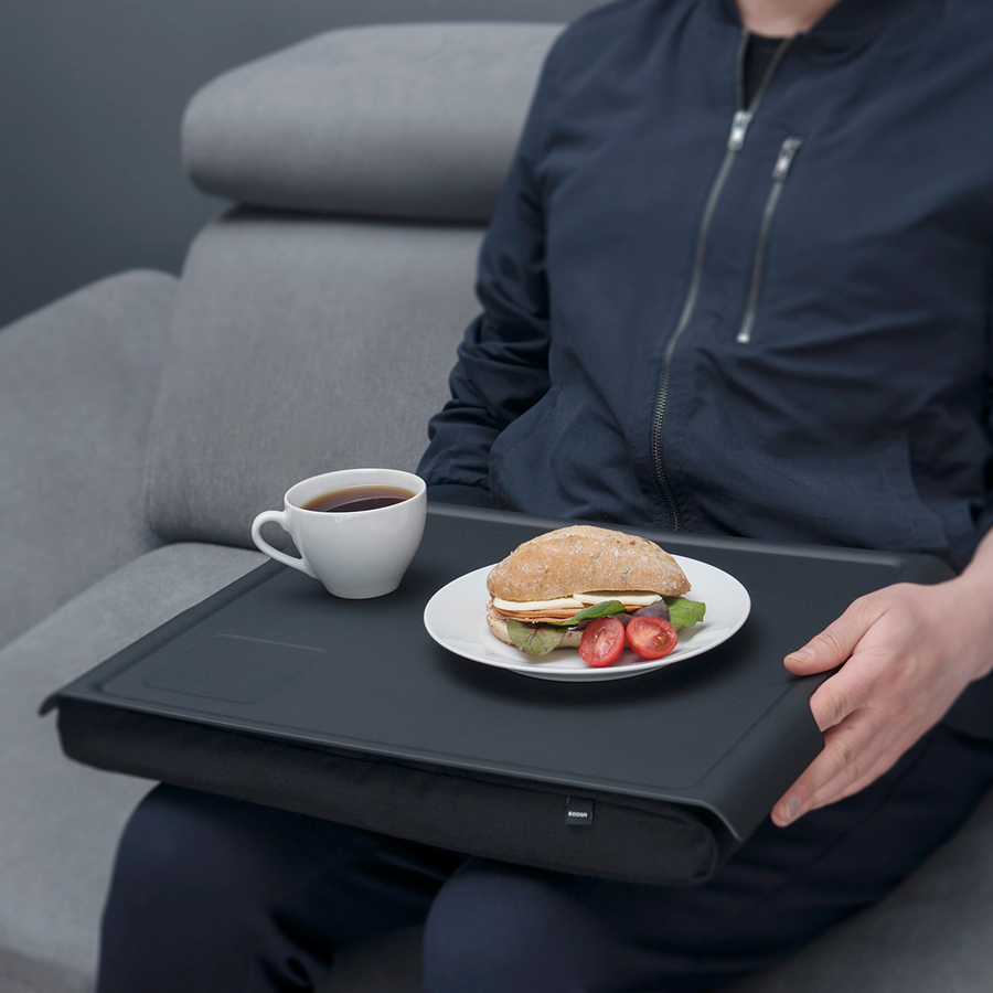 Laptray Anti-Slip 
Black tray. Black cushion. Matte non-slip surface 