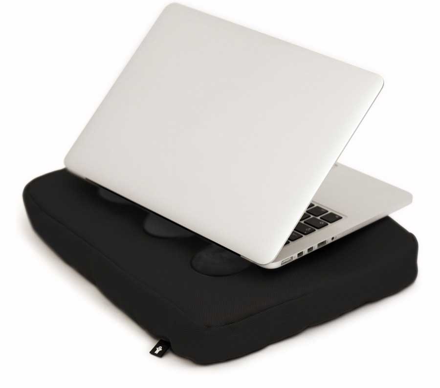 Surfpillow Hitech for laptop - Black/Black. 37x27x6 cm. Polyester, silicone