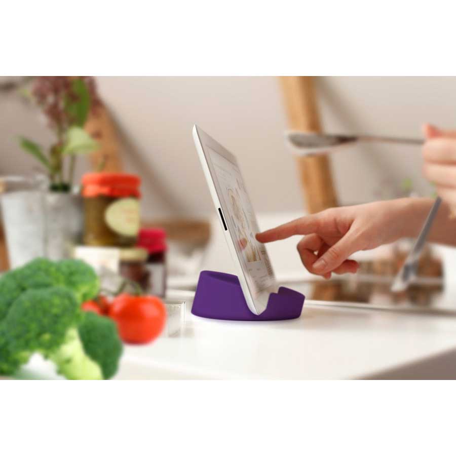 Kitchen Tablet Stand. Cookbook stand for iPad/tablet PC - Purple. ø11,4 cm, 4,5 cm high. Silicone - 3