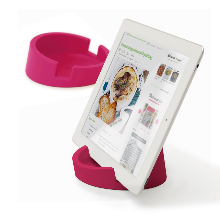 Kitchen Tablet Stand. Cookbook stand for iPad/tablet PC - Pink. ø11,4 cm, 4,5 cm high. Silicone