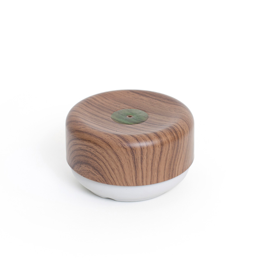 Sustainable Dish Soap Dispenser Do-Dish™ - Dark Wood Decor/Light Gray. ø11x6,5 cm. PET, plastic, silicone - 6