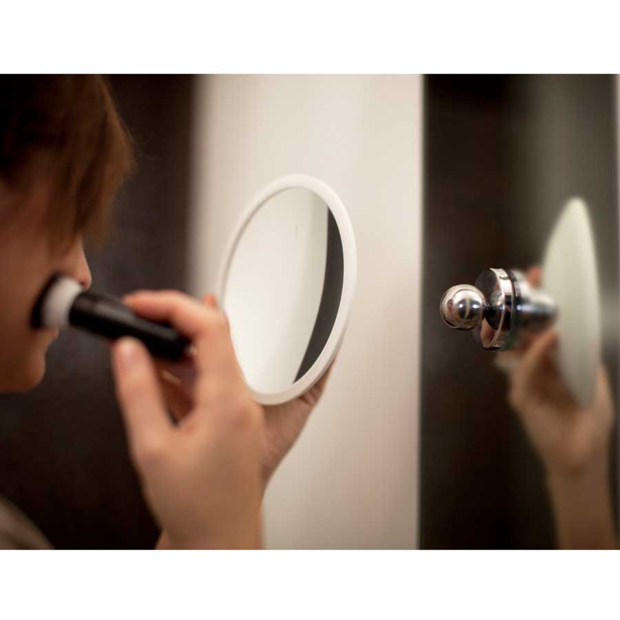 Detachable Make-up Mirror X15. AirMirror™ PLUS. Hidden suction cup fitting. Magnetic fastener. White. ø 16,5 cm, 3 cm depth. Glass. Silicone - 3