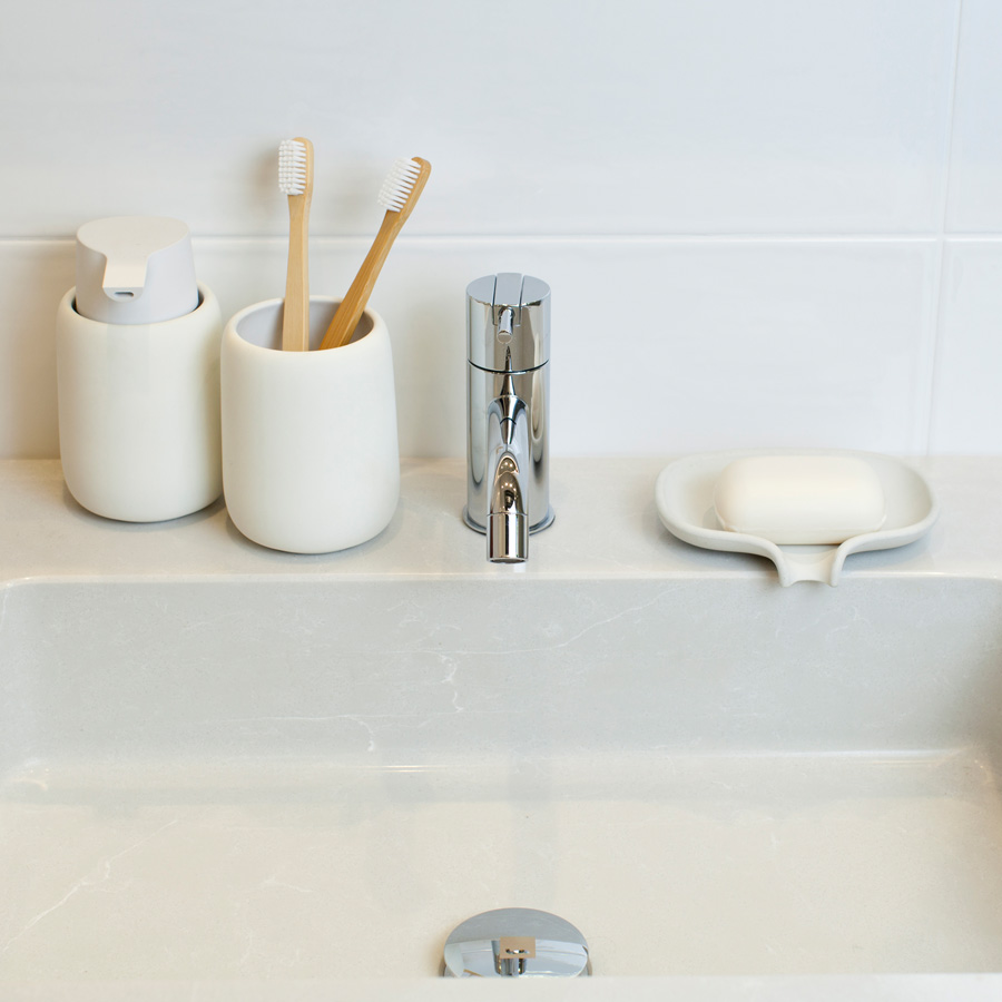 Concrete Soap Saver Dish with Draining Spout - White. 14x11x3 cm. Concrete - 4