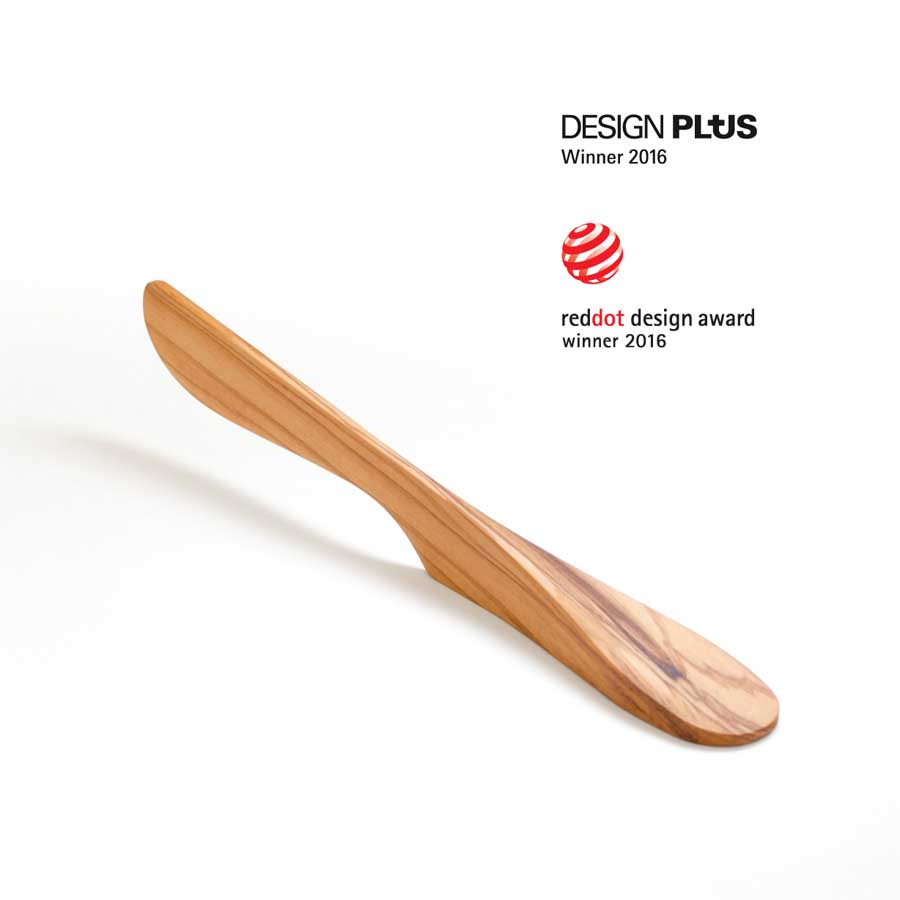 Spreader Knife Air. Large - Solid Olive Wood. 20x2,8x3,9 cm. Olive (Olea Europaea Ssp. Africana).