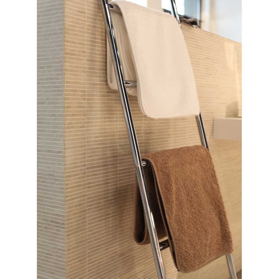 Towel ladder - Polished. 48x3x149 cm. Chromed stainless steel 